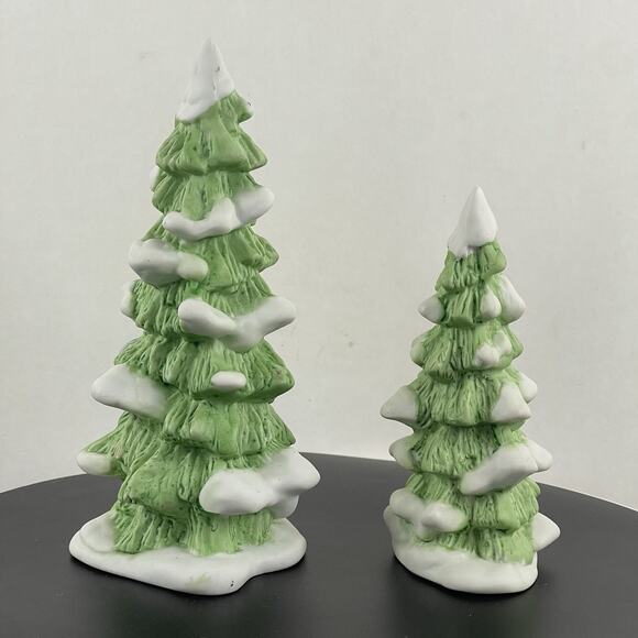 Dept 56 Heritage Village Accessories 2 Snow Capped Trees Made In Taiwan - Picture 4 of 8